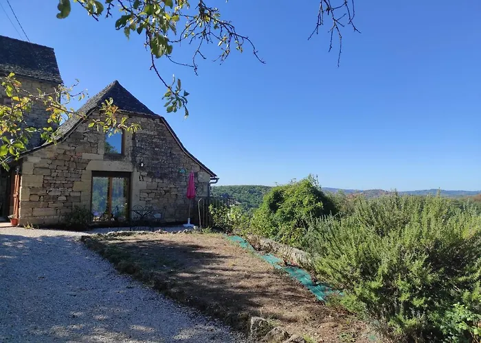 Gite Au Calme Avec Superbe Vue : La Talonie