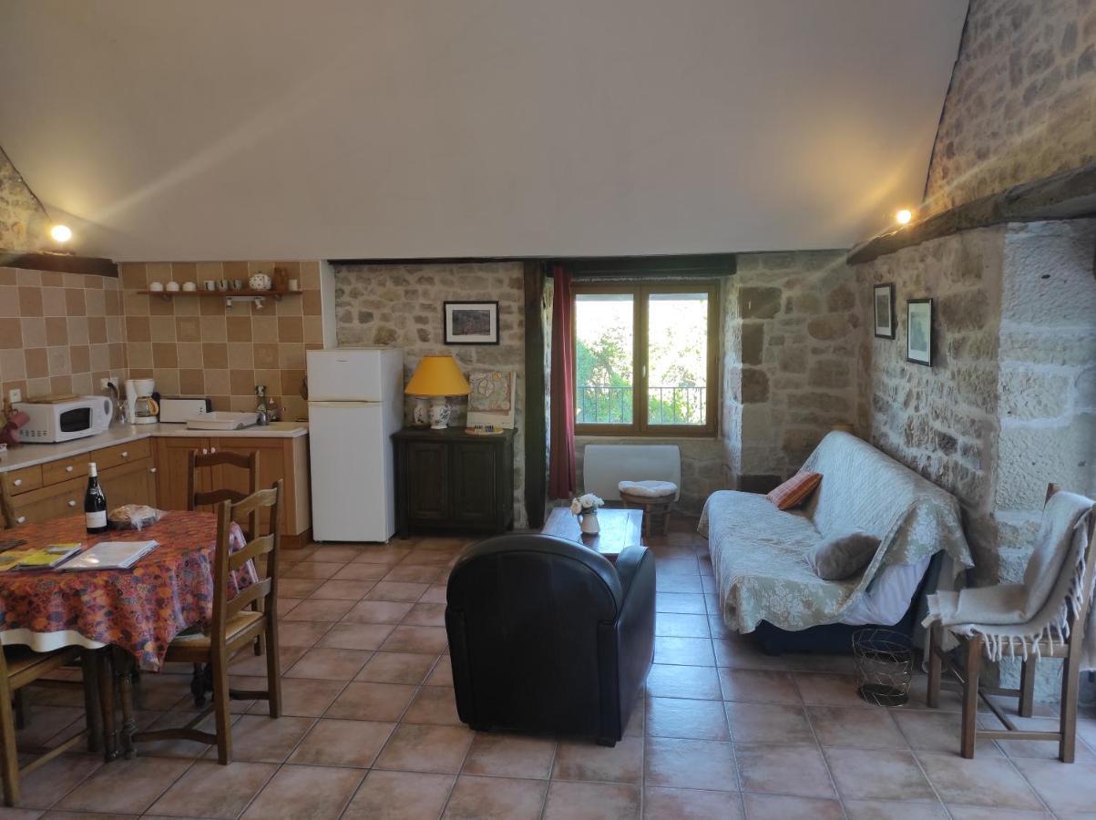 Au Calme Avec Superbe Vue : La Talonie Holiday home *